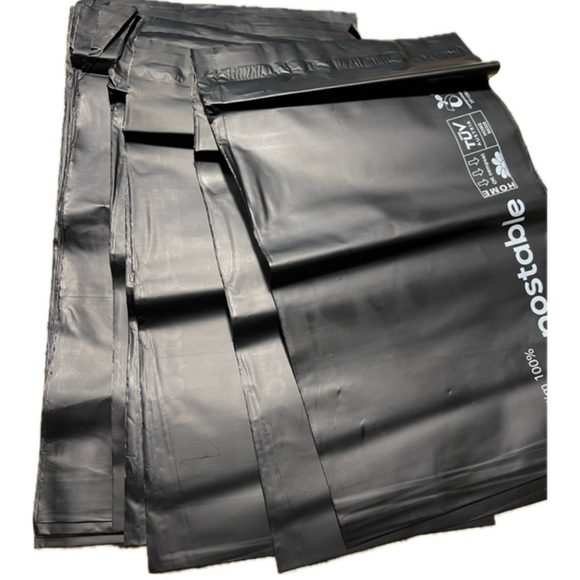 Biodegradable Poly Mailers 20 Count Compostable Shipping Bags - Picture 2 of 3